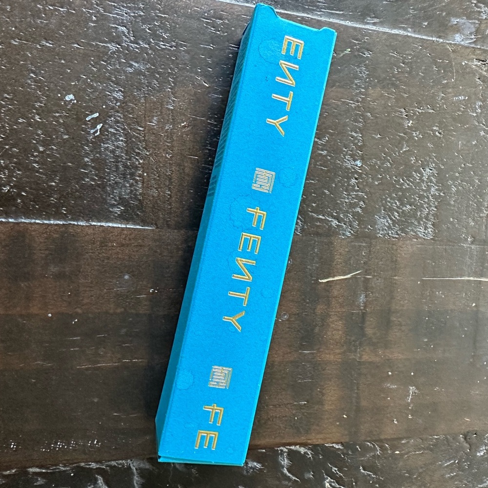 Fenty Eau de Parfum Rollerball - Picture 2 of 3